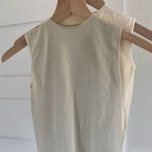 FITS EVERYBODY SLEEVELESS MOCK NECK BODYSUIT